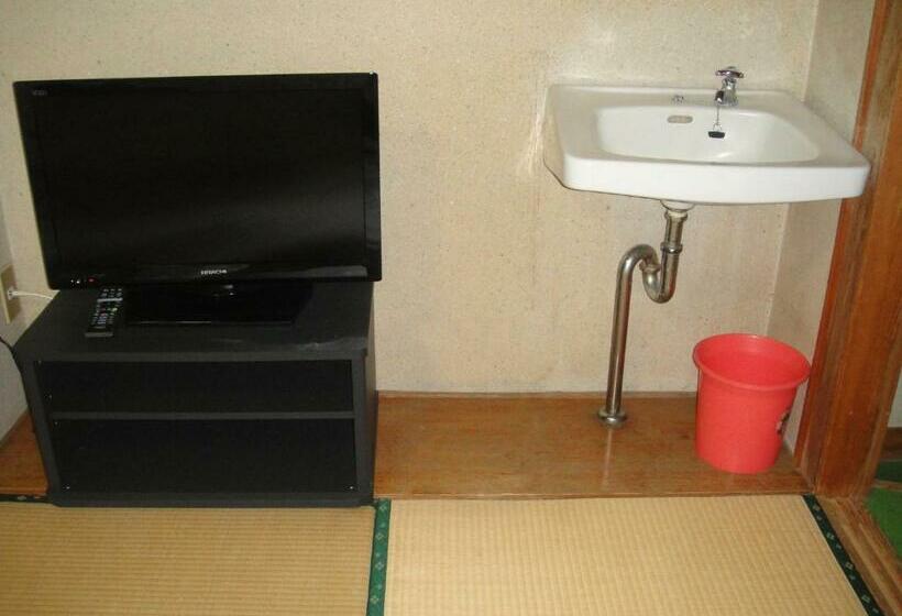 共用浴室的经济型房间, Matsuichi