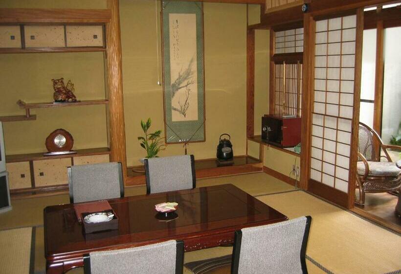 غرفة قياسية, Noren Yado Meigetsu