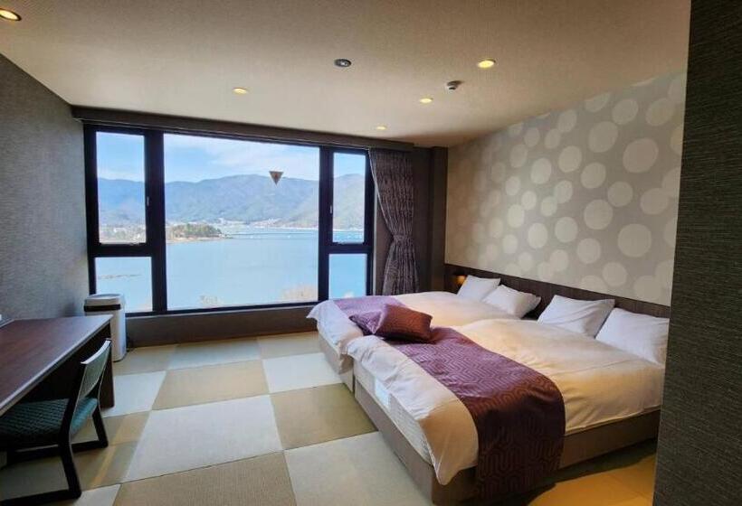 Номер Стандарт с Гостиной, Rakuyu