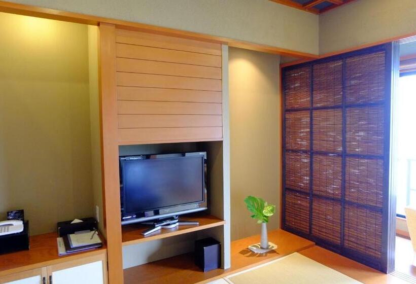 Номер Стандарт с Гостиной, Rakuyu