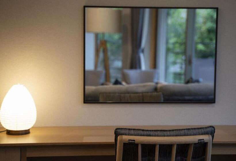 Номер Стандарт, Sekisuien