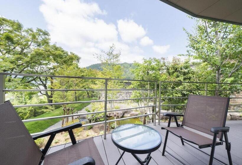 Номер Стандарт, Sekisuien