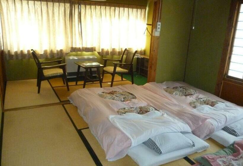 Номер Deluxe, Uotoshi Ryokan