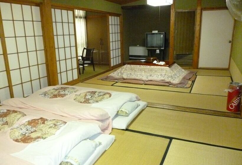 디럭스 룸, Uotoshi Ryokan