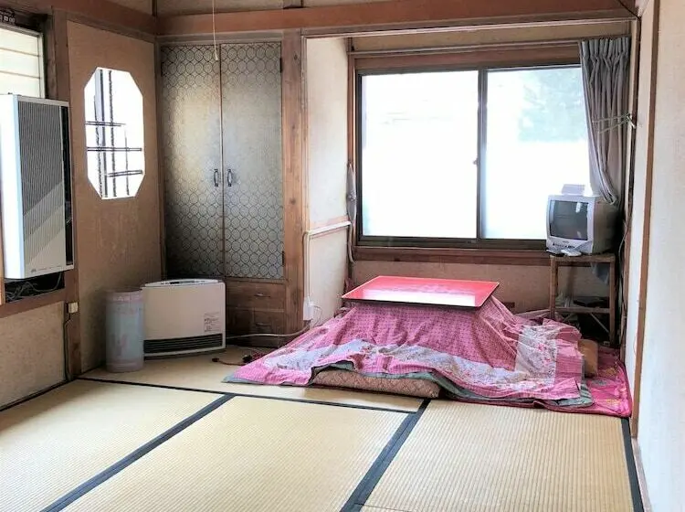 اتاق استاندارد, Uotoshi Ryokan