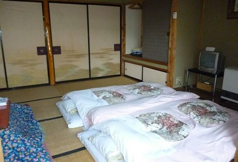 Номер Стандарт, Uotoshi Ryokan