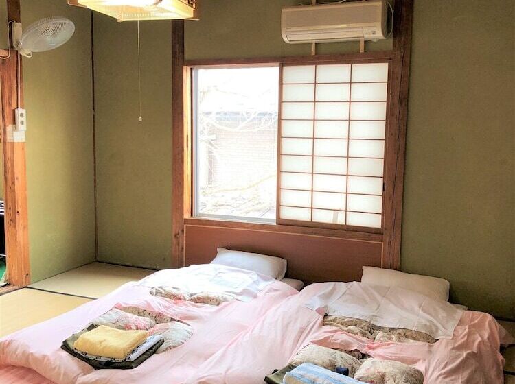 디럭스 룸, Uotoshi Ryokan