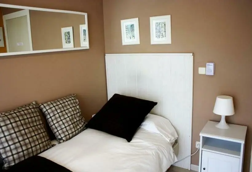 Standard Yhden Hengen Huone Jaettu Kylpyhuone, B&b Inés