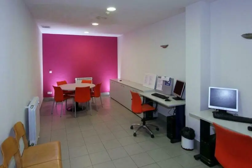 ファミリールーム, Albergue Trinkete Etxea