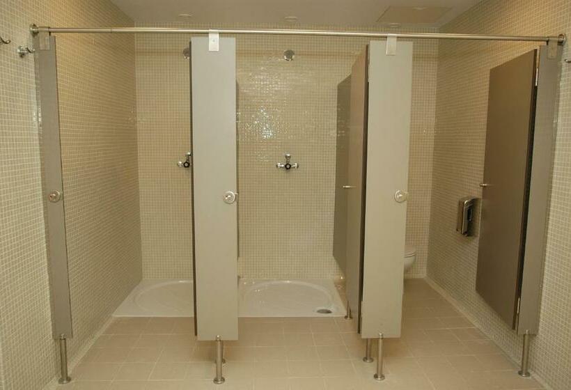 سرير فى غرفة مشتركه, Albergue Trinkete Etxea