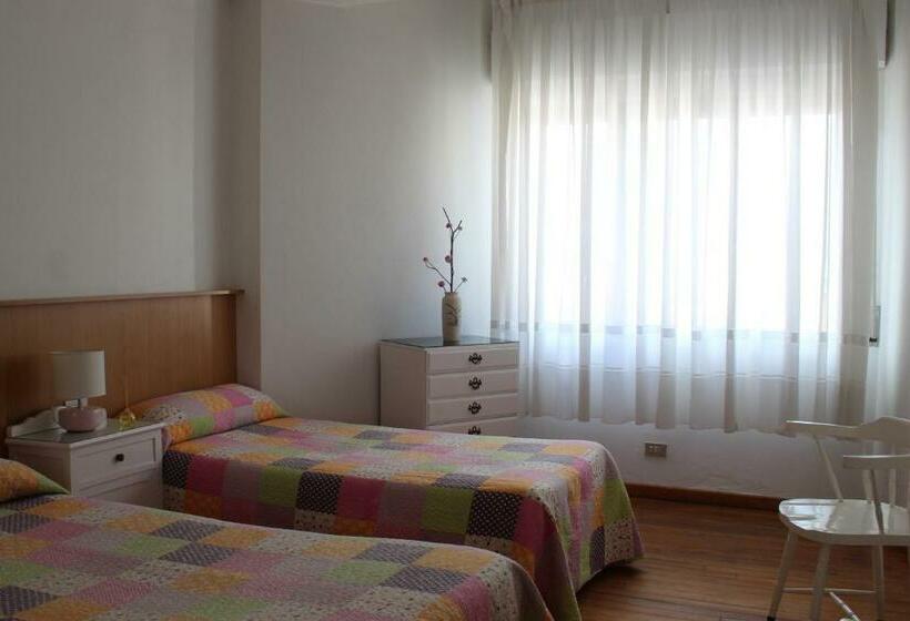 מיטה בחדר משותף, Albergue Turistico Silleda