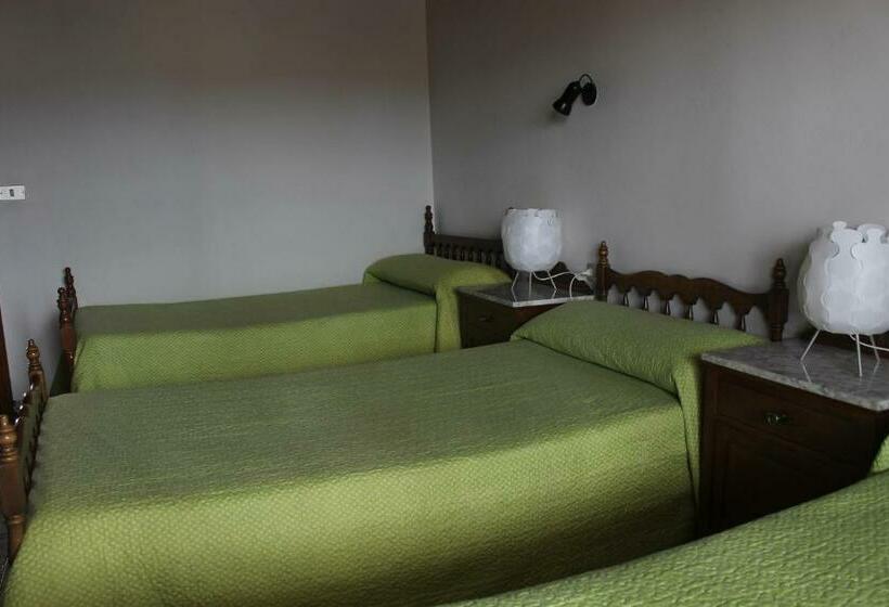 共用房间的床, Albergue Turistico Silleda