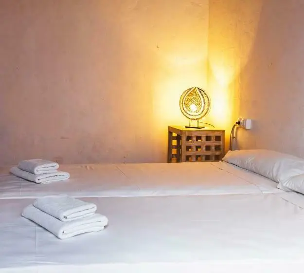 バスルーム共同エコノミー4人部屋, Ashavana Nest Hostel