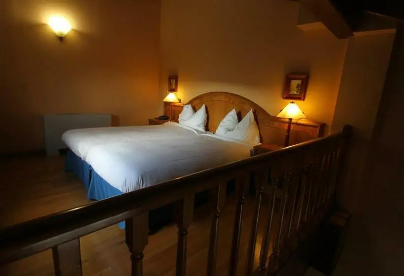 Superior Neljän Hengen Huone, Cerdanya Ecoresort