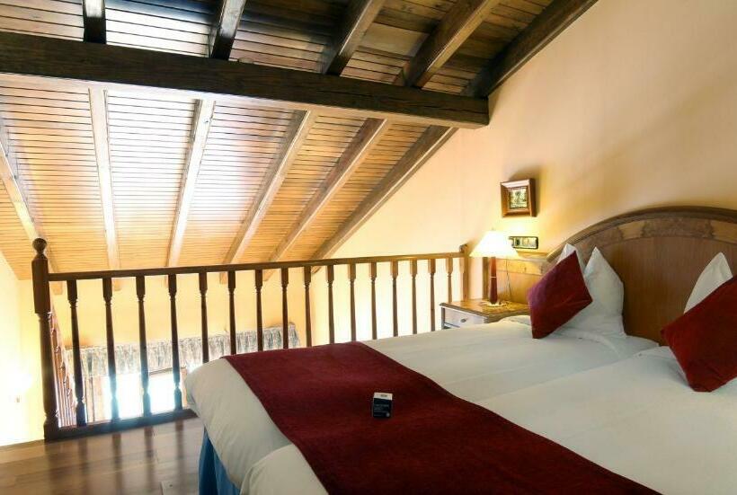 Четырехместный Номер Superior, Cerdanya Ecoresort