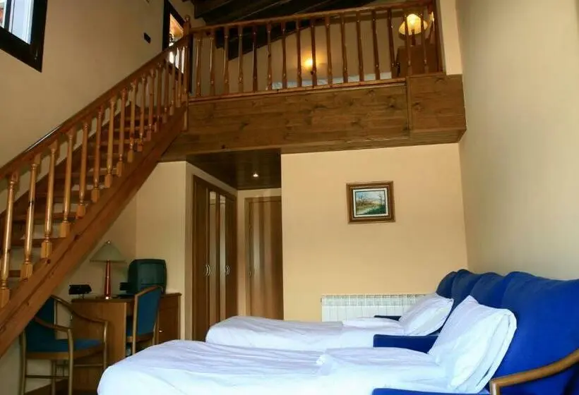 Superior Neljän Hengen Huone, Cerdanya Ecoresort