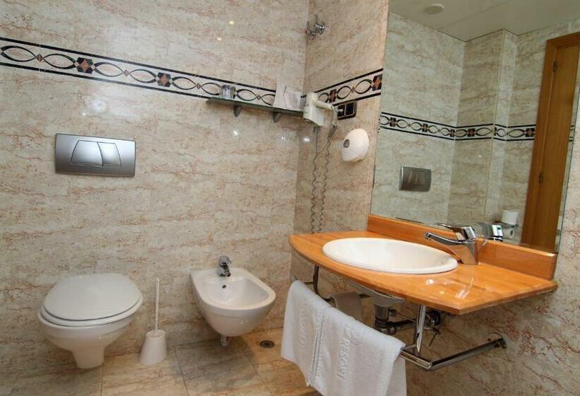 Четырехместный Номер Superior, Cerdanya Ecoresort