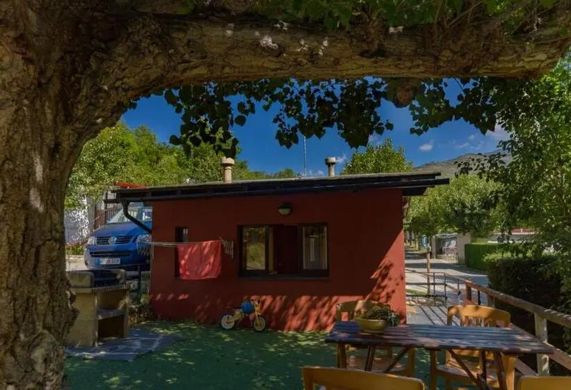Standard-bungalow 2 Makuuhuonetta, Cerdanya Ecoresort