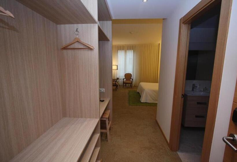 חדר דלוקס עם מרפסת, Cal Piteu