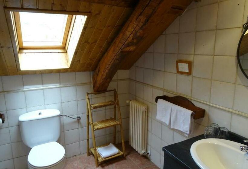 غرفة قياسية ثلاثية, Días De Luna