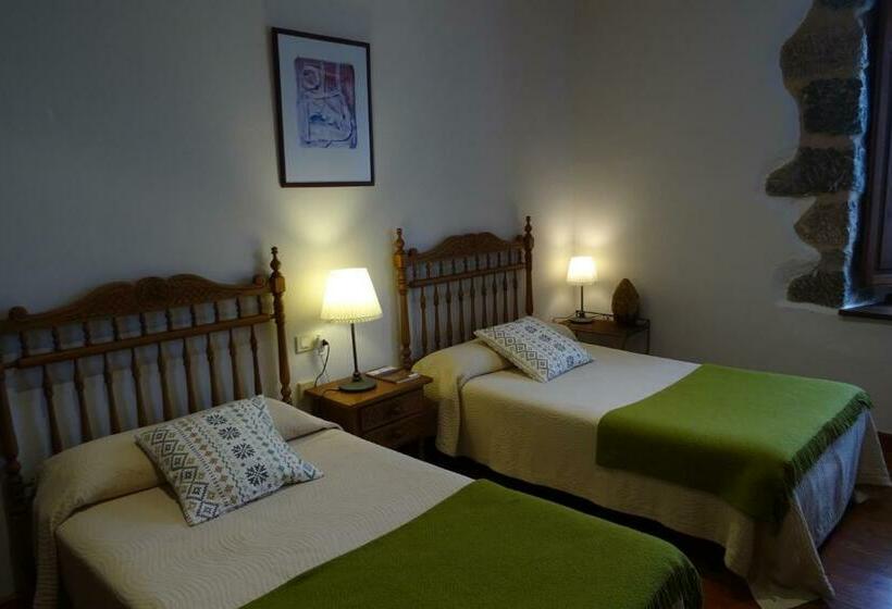 غرفة قياسية, Días De Luna