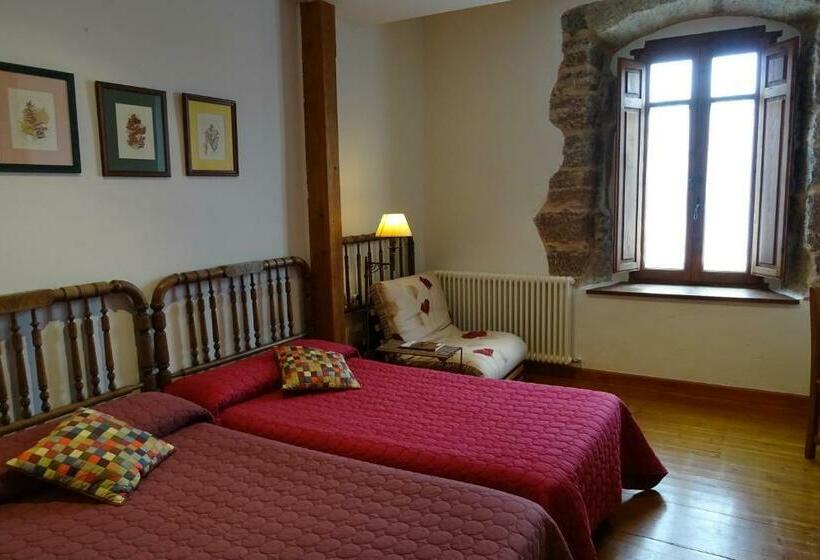 غرفة قياسية ثلاثية, Días De Luna