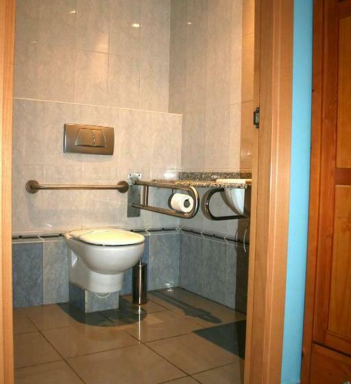 スタンダードシングルルーム, El Pinche De Oro