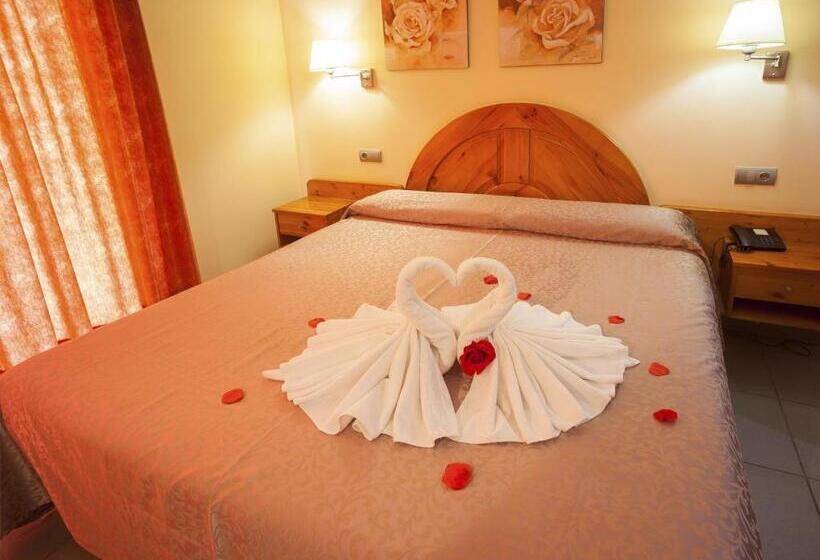 ロマンチックな部屋, El Pinche De Oro