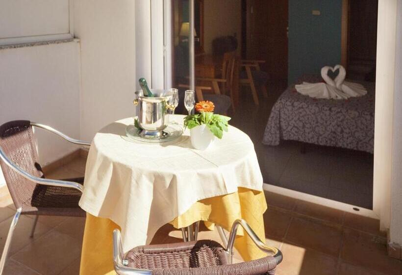 ロマンチックな部屋, El Pinche De Oro