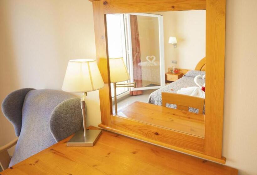 ロマンチックな部屋, El Pinche De Oro