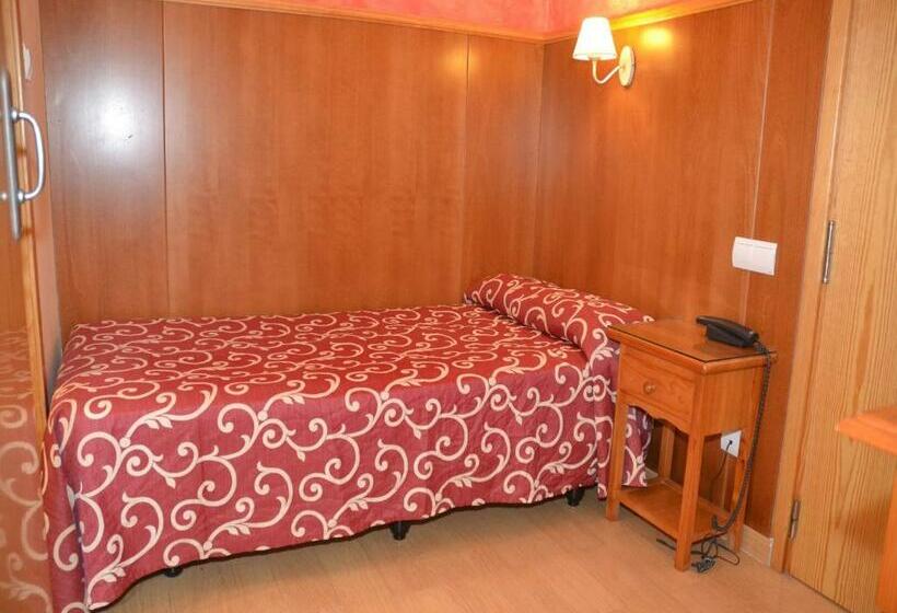 Номер Стандарт Индивидуальный, Emilio