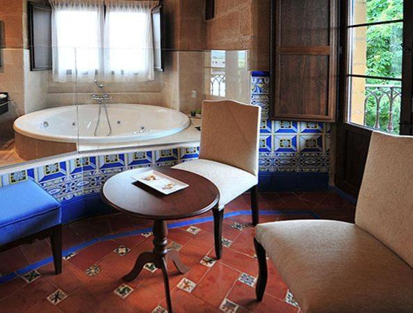 Люкс, Hospederia Palacio De Casafuerte