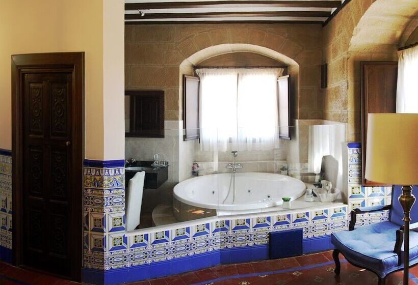 Люкс, Hospederia Palacio De Casafuerte