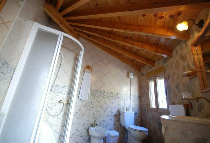 חדר סטנדרט עם טרסה, Hospedería Río Zumeta Spa