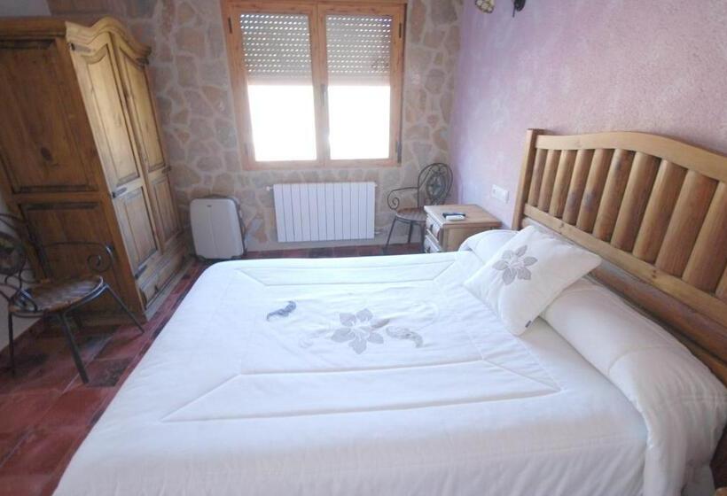 חדר סטנדרט עם ג'קוזי, Hospedería Río Zumeta Spa