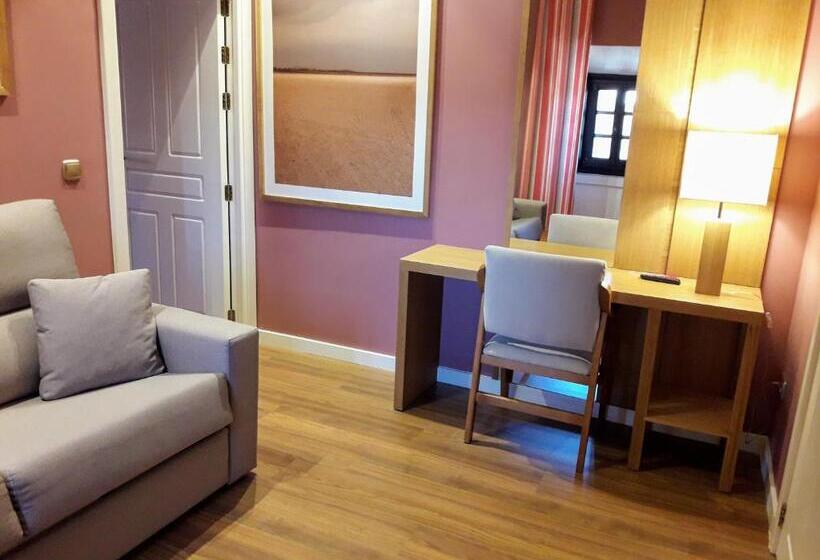 סוויטה, Hospedería Santa Elena