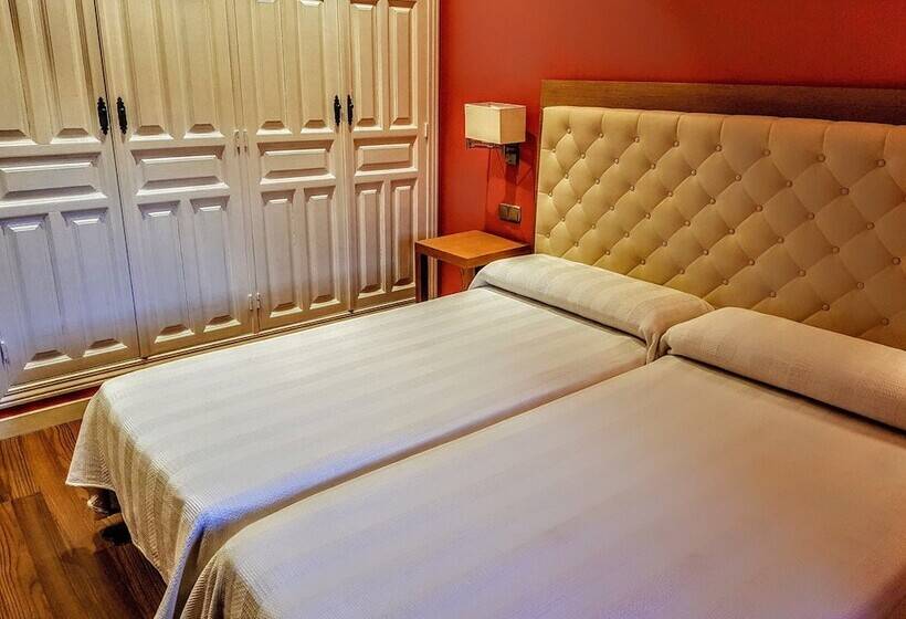 סוויטה, Hospedería Santa Elena