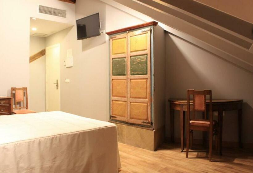 스탠다드 룸, Hostal Siglo Xix