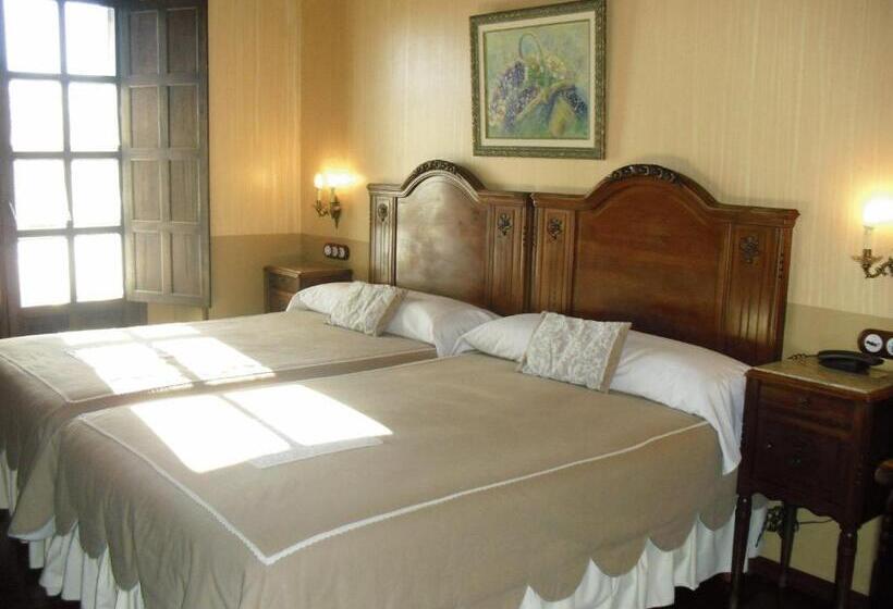 Номер Стандарт, La Moncloa De San Lazaro