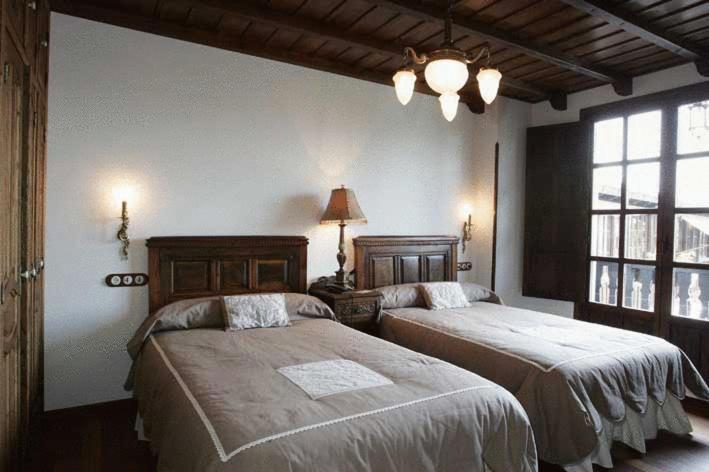 Номер Стандарт, La Moncloa De San Lazaro