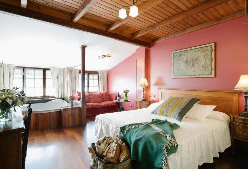 Полулюкс, La Moncloa De San Lazaro