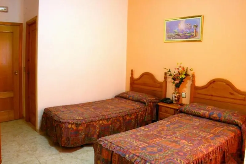 Habitación Estándar Interior, Limas