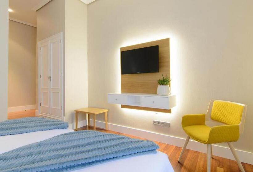 غرفة قياسية, Pazo De Mendoza