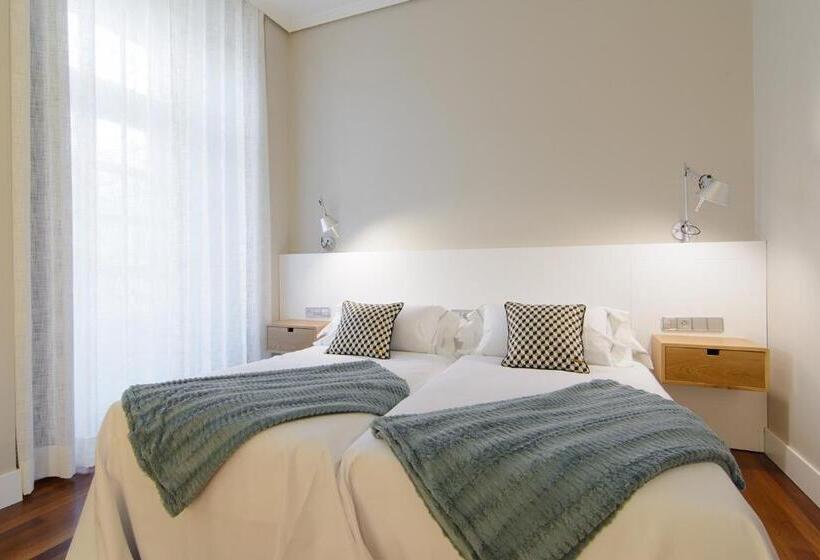 غرفة قياسية, Pazo De Mendoza