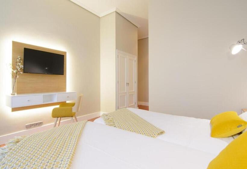 غرفة قياسية, Pazo De Mendoza