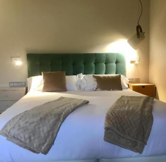 غرفة قياسية, Pazo De Mendoza