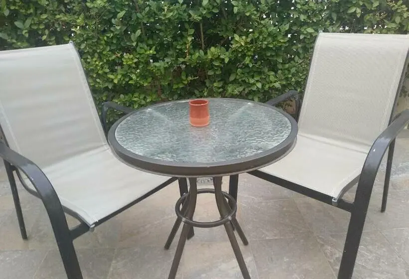 Deluxe Svit, Primavera