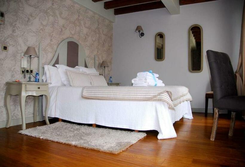 اتاق سوپریور, Real Cambados