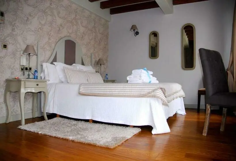 اتاق سوپریور, Real Cambados