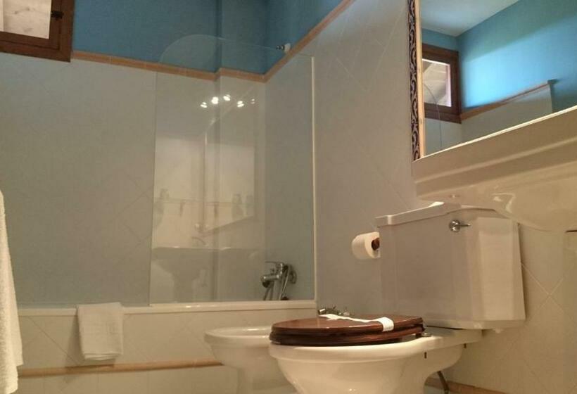 Superiorrum med Balkong, Rectoral De Anllo